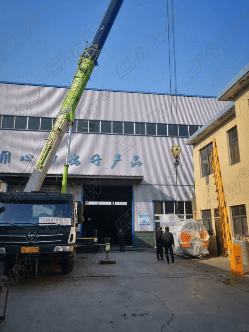 <a href=http://m.hztsbj.com/ target=_blank class=infotextkey>華威供水設(shè)備股份有限公司</a>